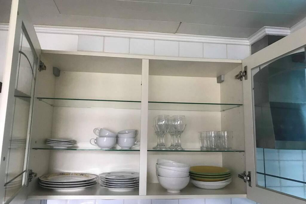 La Petite Maison Bienne-lez-Happart Esterno foto